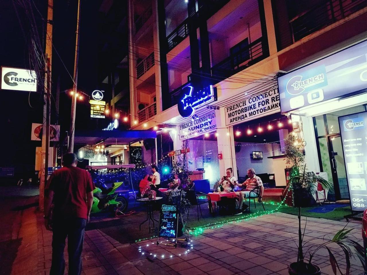 French Connection Hotel Pattaya Bagian luar foto
